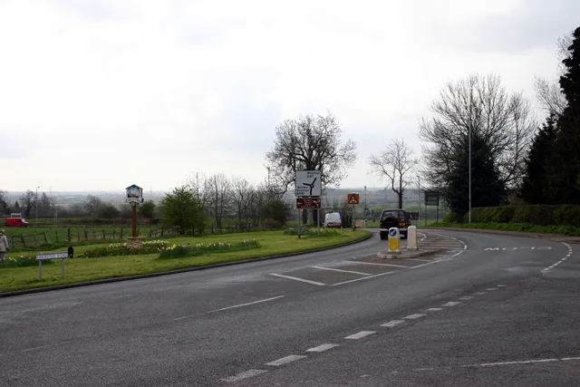 Western approach to Earl Shilton, photographed in April 2005